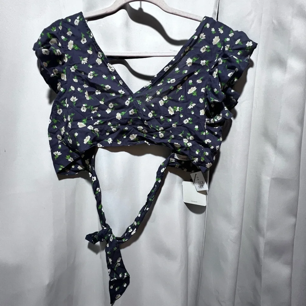 Kiwi + Punch Floral 2 Piece Set NWT Navy Crop Top Shorts Boho Summer Medium